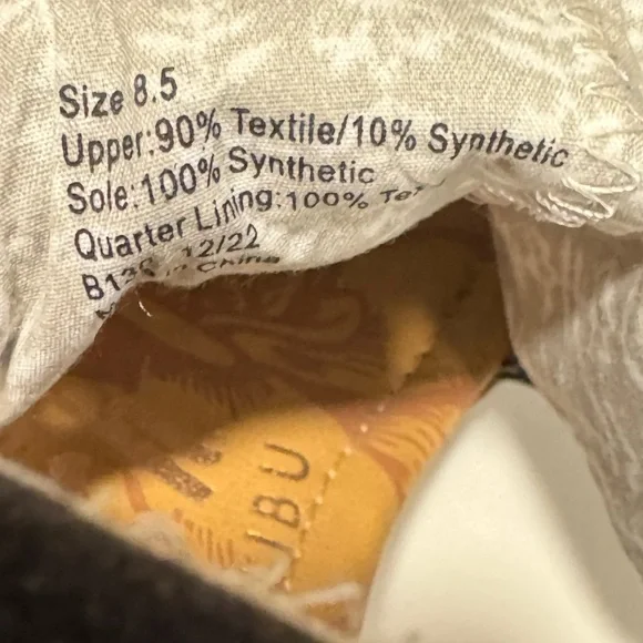 Black Blowfish Women's Sandals - Picture 11 of 11